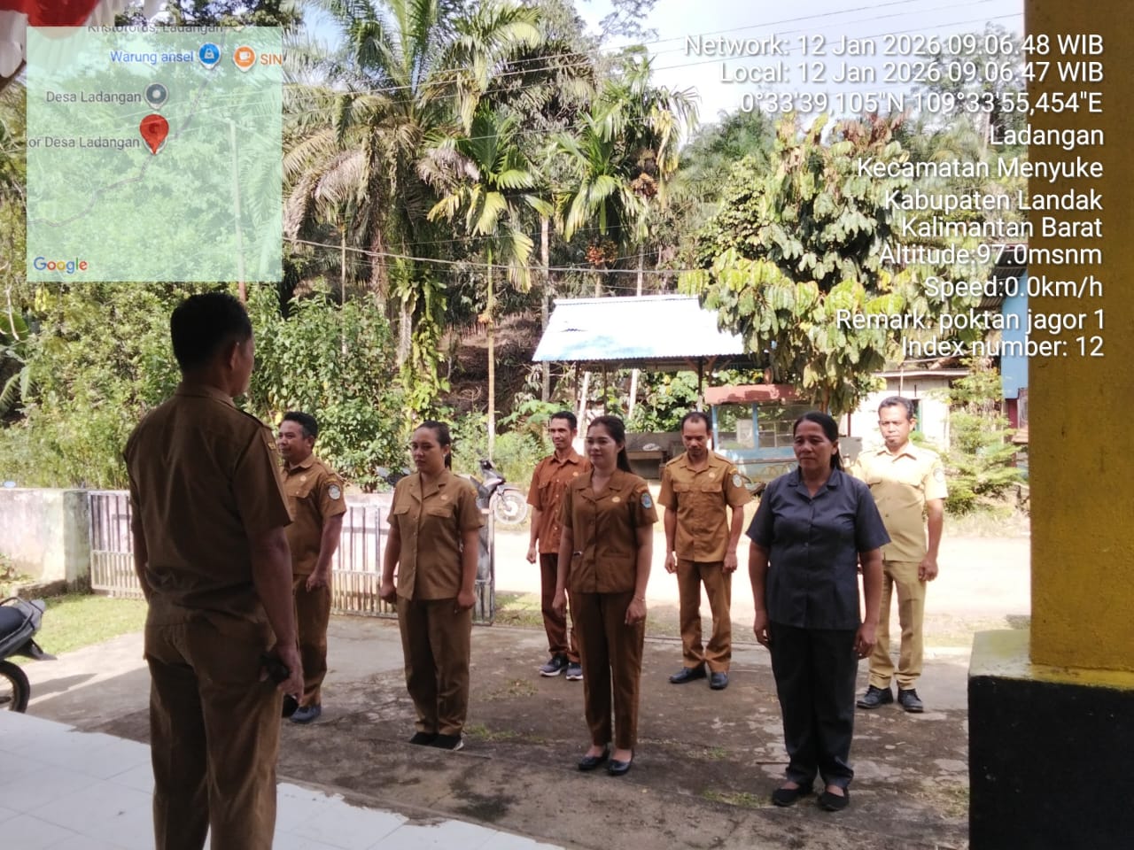 Rutinitas Apel Hari Senin